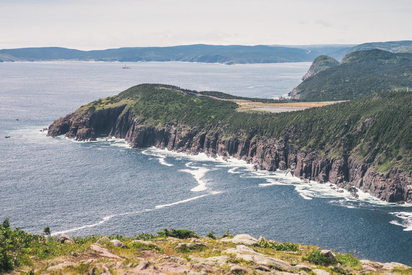 This is the area known as Robin Hood Bay, featuring Cuckholds Cove, Founder Rock and Green Gulch.