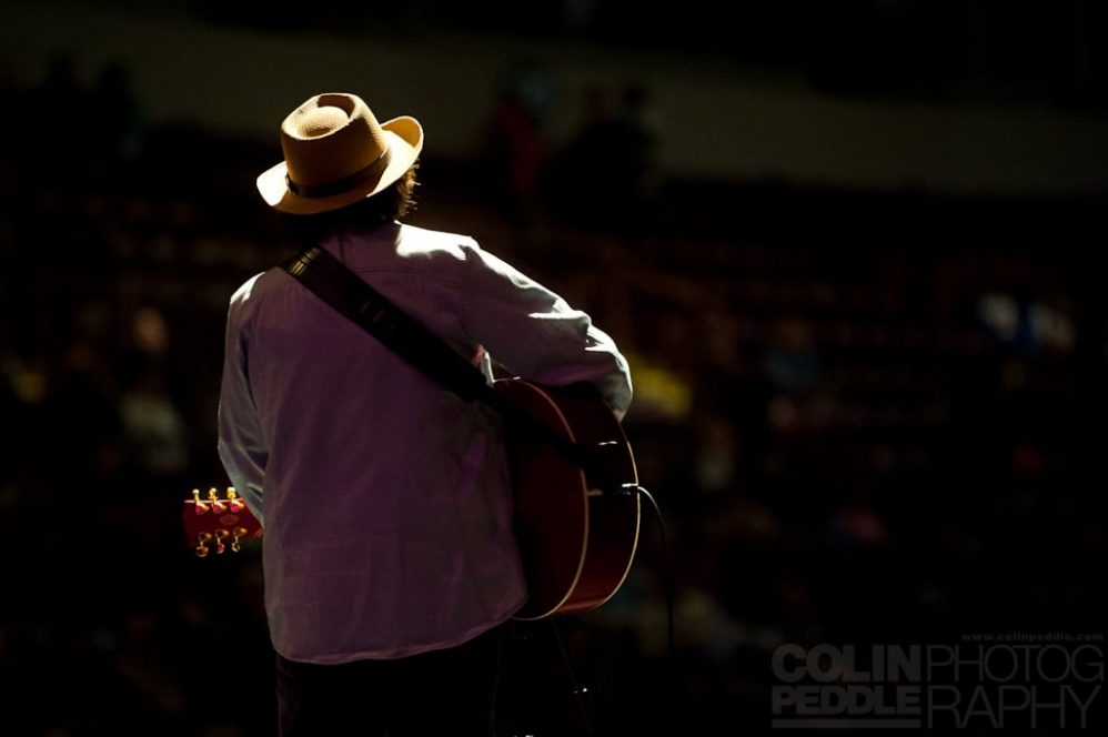 Ron Hynes singing at the Folk Festival