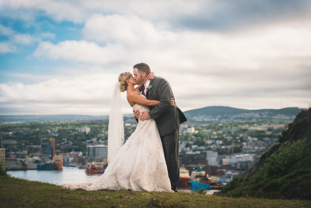After all of that it was off for a quick stop at Signal Hill. It wouldn't be a wedding day in Newfoundland without a stop to Signal Hill!